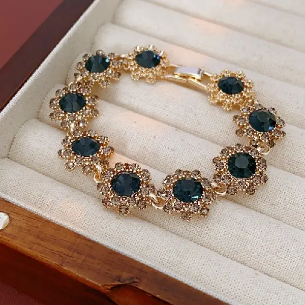 68# bracelet-multi-layered diamond flower pattern,tkmbeautysupply.com