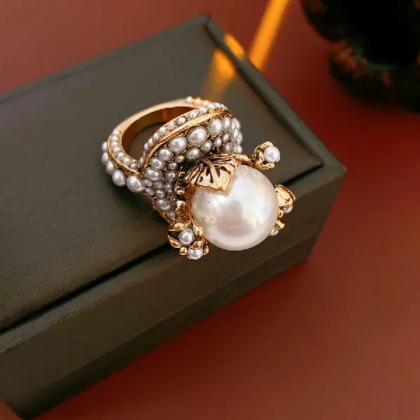 Ring-gold-white,tkmbeautysupply.com