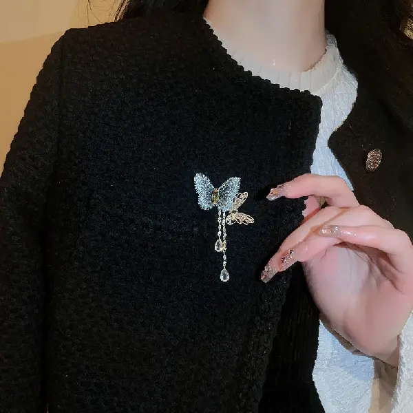 40# Brooch-Zircon Butterfly Tassel,tkmbeautysupply.com