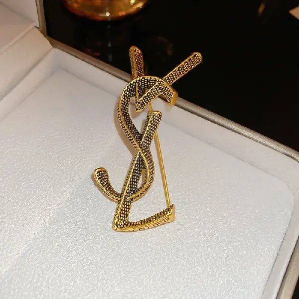 47# brooch-bronze gold VSL letters,tkmbeautysupply.com