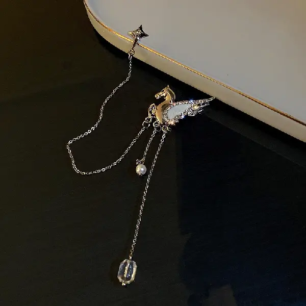28# Brooch-Silver Pegasus Star Tassel,tkmbeautysupply.com