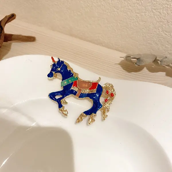 Cute pony brooch,tkmbeautysupply.com