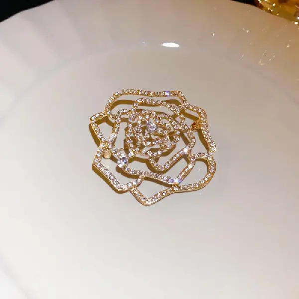 Gold-Diamond Hollow Flower Brooch,tkmbeautysupply.com