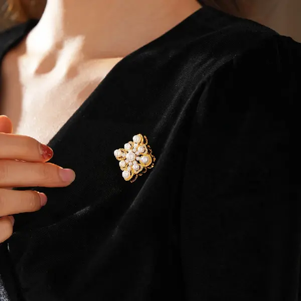 39# zircon pearl square brooch (real gold plating),tkmbeautysupply.com