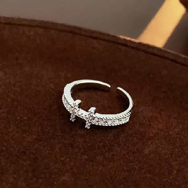 Ring - Zircon Letter Circle Opening,tkmbeautysupply.com